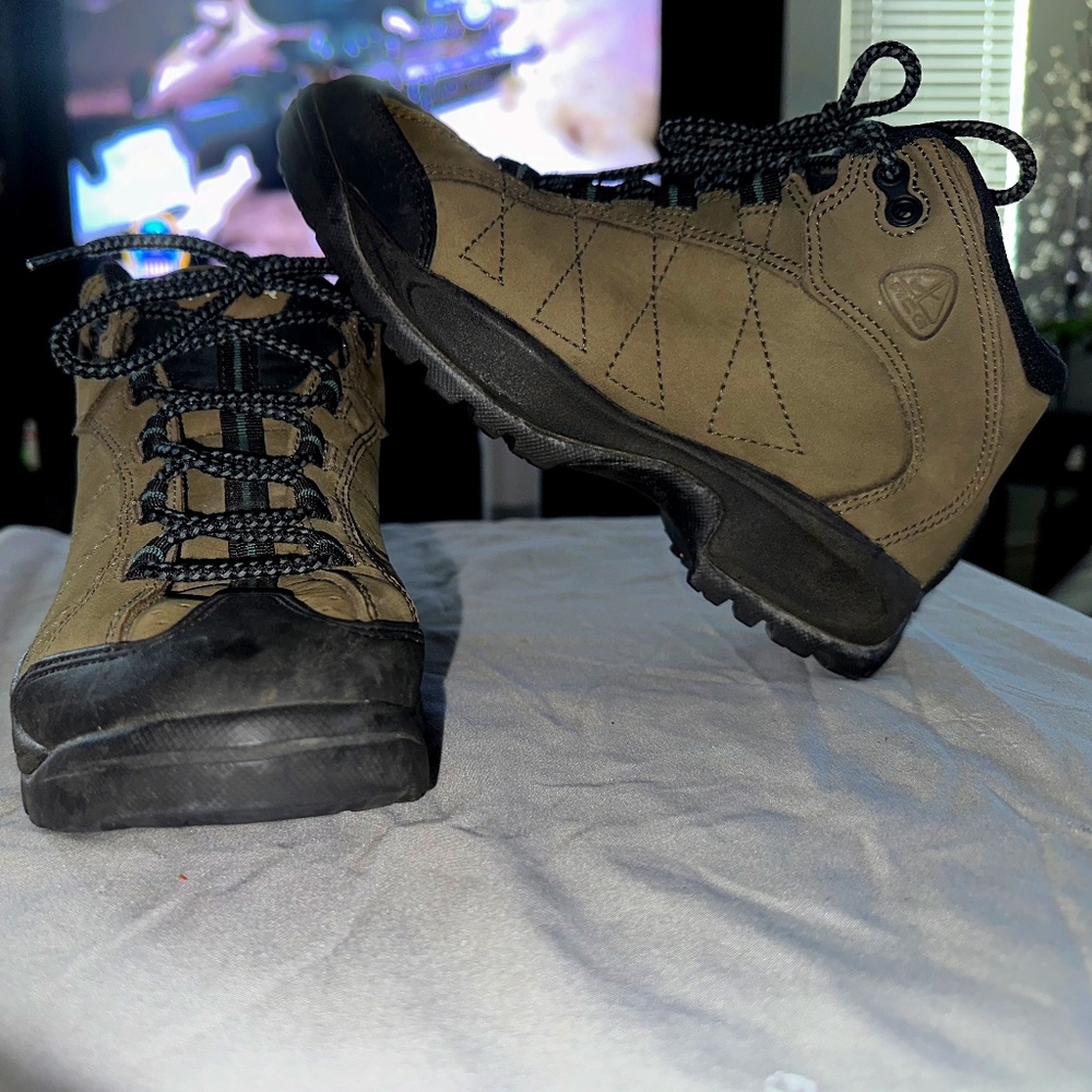 Nike Womens Air Boots ACG Trail Hiking Sz 7.5 990709 Snow Hiking Shoes Brown VTG